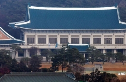 靑 "호르무즈 대응, 미국 등과 긴밀 협의"…국익 맞춘 선택지 고심