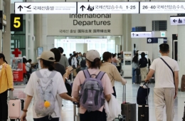 '가정의 달 특수' 겨냥…'여행 결제'에 힘주는 카드사들