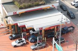 석유 최고가제 사흘째…기름값 하락세 이어가지만 낙폭 줄어