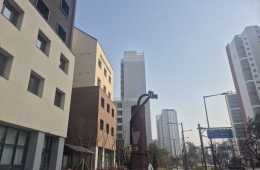 월 400만원에도 500명 대기…금융지주, 프리미엄 요양시장 키운다