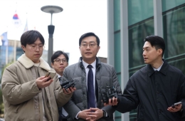 장경태, 민주당 자진탈당…"결백 입증하고 돌아오겠다"