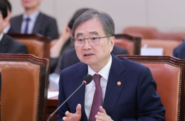 조현, 이란 외교장관과 통화…호르무즈항행 안전 보장 촉구