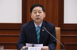 구윤철 "나프타 수출 통제 27일 자정 시행"