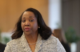 Fed 이사 "물가 방어가 우선"…금리 인하 기대↓