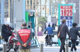 사우디 유종 '아랍 라이트' 5월 가격 역대급 폭등 전망…"배럴당 40달러 프리미엄"