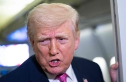 트럼프 부추기는 걸프국 "美 군사작전해야, 이란 무너뜨릴 기회" 