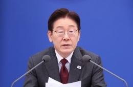 李대통령 "경제 회생 골든 타임 놓치지 않겠다는 각오로 26.2조 추경안 마련"