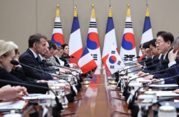 마크롱 만난 李 "중동 평화·에너지 공급망 회복 위해 지혜 모아야"