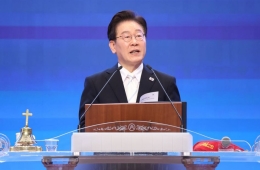 '부활절' 흰색 넥타이 맨 李대통령 "중동전쟁 위기, 가용한 모든 정책수단 총동원"