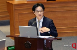 김정관, 중동發 산업중단 우려에 "그런 상황 발생치 않을 것 확신"