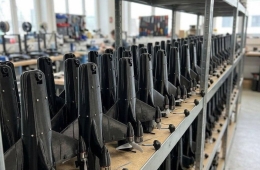 이란戰 최대 블루칩 '저가형 드론'…트럼프 아들도 뛰어든 이유