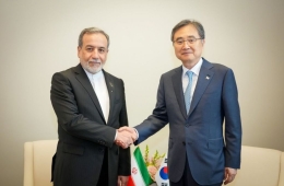 조현, 이란 외교장관과 통화…"이란에 장관 특사 파견"