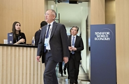 정의선 "2030년까지 연간 3만대의 아틀라스 생산…미래 핵심은 수소"