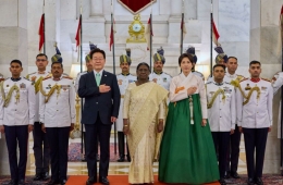 "완전히 다른 차원 협력" 뜻 모은 韓·인도 정상…15건 MOU·5년 공동전략비전 채택