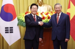 李 "韓, 베트남 '선진국 진입' 최적 파트너"…또 럼 "인프라·원전 투자 환영"