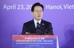 李대통령 "살지도 않는 집에 양도세 깎아주는 건 투기권장 정책"