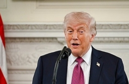 트럼프 "이란 '붕괴 상태' 시인…호르무즈 개방 요청" 