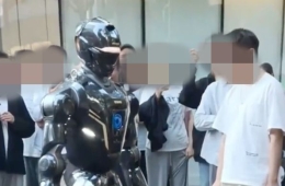 길거리 순찰하는 'T800'…"치안 맡겨도 될까?"