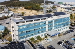 [속보]광주 도심서 '흉기 난동'…고교생 1명 사망·1명 부상