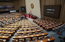 개헌, 의결정족수 미달로 투표 불성립…우원식 "8일 다시 본회의 열겠다"(상보)