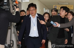 '11시간 협상'에도 평행선…총파업 기로 삼성전자, 이견 좁힐까