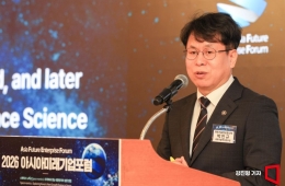 새 성장 엔진 '우주'…"민간 자생적 우주산업 생태계 구축"