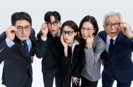새로 온 우리 회사 사장님… 어디서 봤더라?