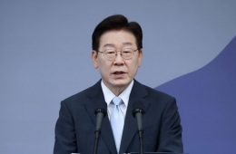 Lee Targets Samsung Electronics Union: "Collective Bargaining Should Not Be Abused... There Is an Appropriate Limit"