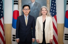 韩美安全磋商进入第二天……聚焦讨论争取铀浓缩和后处理权限