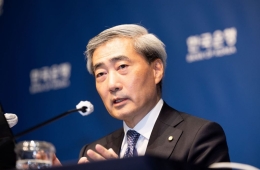 "종전 합의에도 물가 상방 위협 여전…높은 오름세 지속할 것"