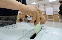 '선택의 날' 전국 1만4288곳 투표 시작… 오전 7시 투표율 2.0%