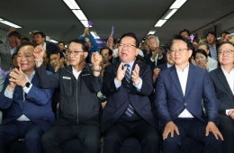 “保守票仓”大邱也陷入激烈胶着……出口民调差距仅0.8个百分点