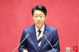 Six-Term Lawmaker Jo Jung-sik Elected as Speaker of the Second Half of the 22nd National Assembly