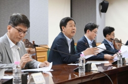 汇率徘徊在1560韩元关口……Koo Yoonchul：“对投机性交易严肃处置”