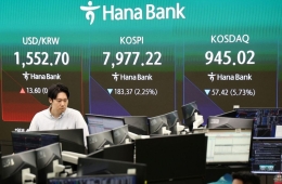 '검은 월요일' 1550원대 개장한 환율 방어 위태...당국 긴급 간담회 