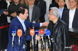 젠슨 황 "SK하이닉스, 가장 큰 메모리 파트너 될 것"