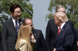 李 "北 문제 평화적 해결 주도 요청"…트럼프 "노력하겠다"