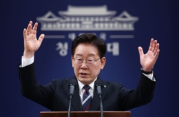 李대통령 "레오14세 북한·DMZ 방문 요청…교황도 적극 고려·추진" 