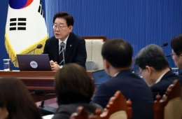 李대통령 "선관위, 해체 수준 개혁…첫째도 둘째도 물가" 강조