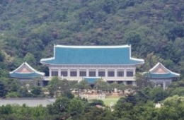 靑 새 홍보소통수석에 성기홍, 민정수석 한찬식