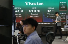 코스피 5% 반등…코스닥은 2% 넘게 하락
