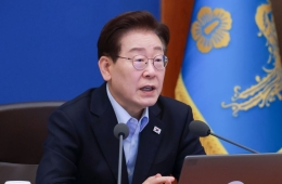 President Lee: "The Three Mega-Projects Are a Historic Decision for Future Generations, Not Mere Favors to Local Regions"