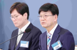 이병태,'5·18 성역' 논란에 자진 사퇴…靑 "수용하기로"