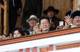 초원 위 게르에서 열린 李 환송오찬…몽골 대통령 부부와 친교 다져