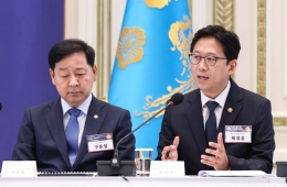 배경훈 "AI데이터센터는 핵심 인프라…메가 프로젝트 차질 없이 추진"