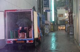 "프레시백 못 주워오면 구역 뺏겨요"… 피도 눈물도 없는 룰
