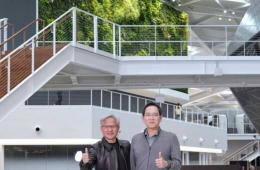 Lee Jaeyong、Chung Euisun、Lee Haejin在英伟达总部会晤Jensen Huang