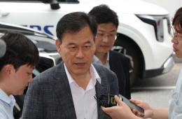 종합특검, '관저 의혹' 윤한홍 의원 9시간 피의자 조사