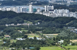 신규택지 착공 3년내로 단축 '공급 속도전'…가계대출 총량 더 푼다