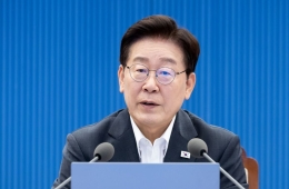 李在明总统：“不能放任房地产泡沫……即使修改法律也要突破性供应”